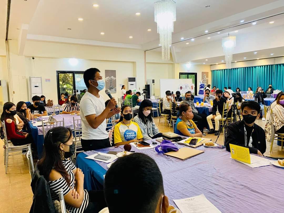 42 Bohol youth in Opportunity 2.0 caravan hear successful biz stories