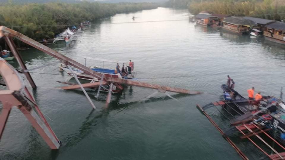 7 injured as Clarin Bridge in Loay collapses