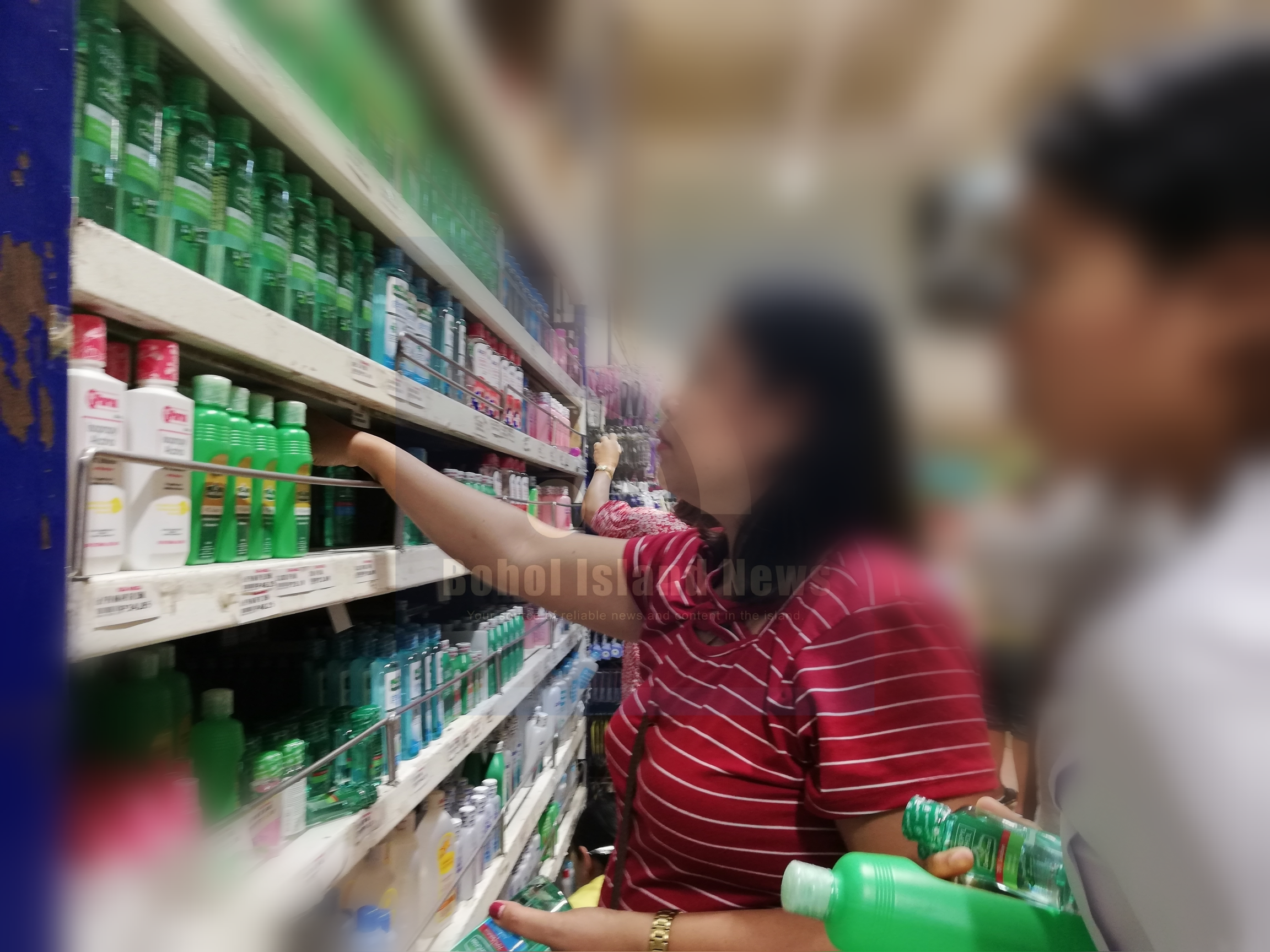 Panic buying at Bohol stores over fears of COVID-19
