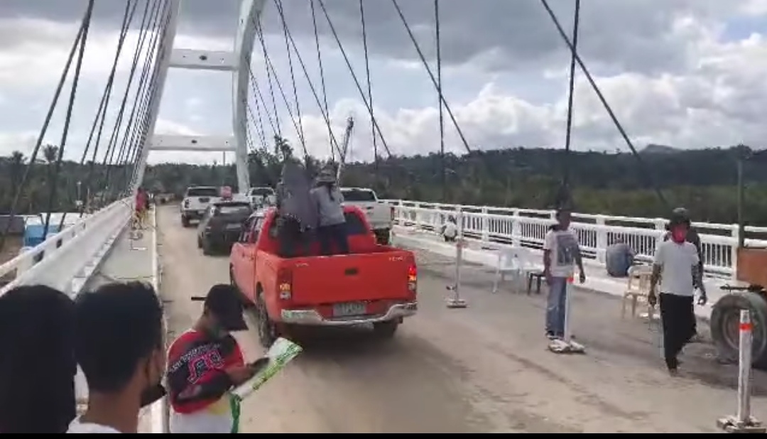 New Clarin Bridge opens only for ‘light vehicles’