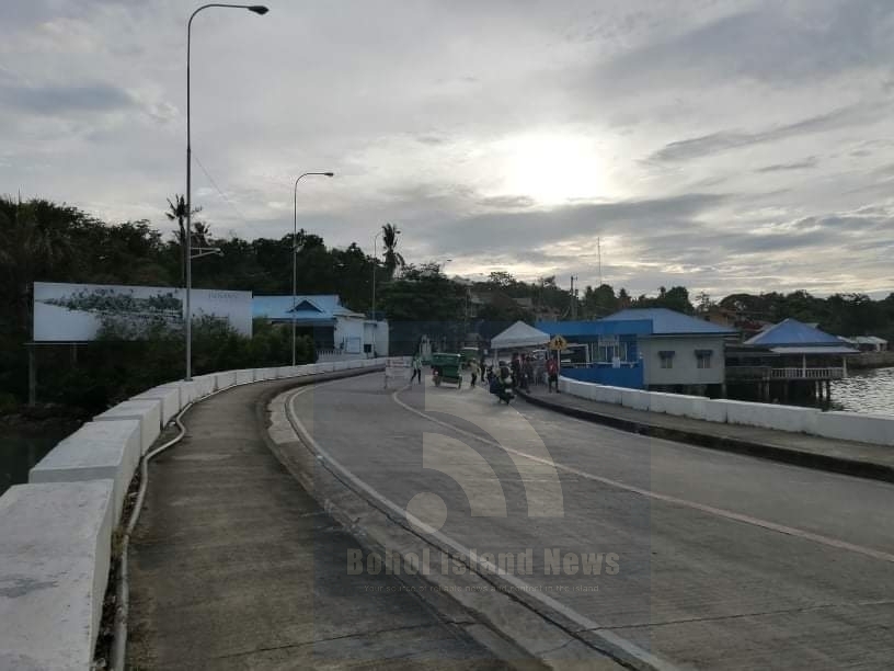 Dauis town imposes schedule on grocery runs