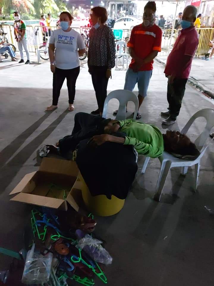 Stranded man from Ubay stays in Cebu Pier for weeks, brought to hospital