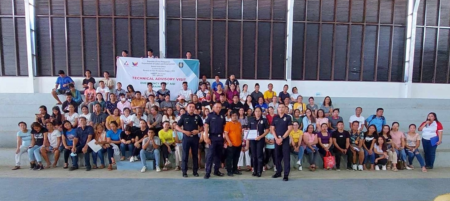 Mga establisemento sa 8 ka lungsod gibansay og ‘First Aid’ sa DOLE-BFP