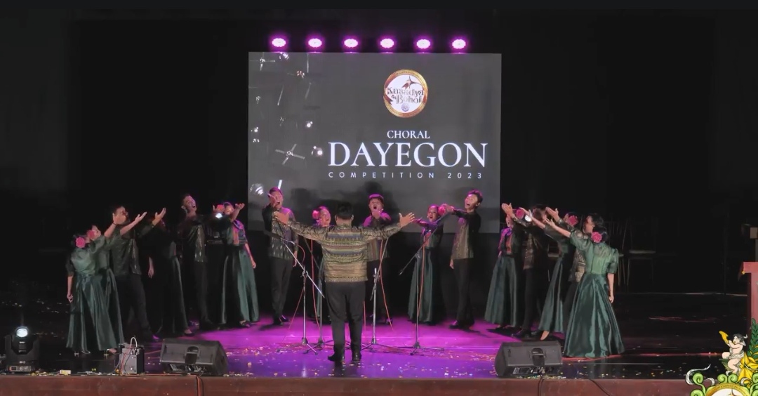 Tubigon, Loboc, mananaog sa Dayegon Chorale ug rondalla contests