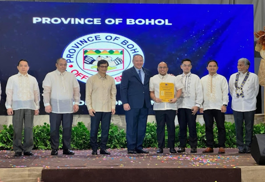 Sa ika-23rd Gawad Kalasag: Bohol, 5 DRMCs nakakuhag ‘Beyond Compliant’ awards