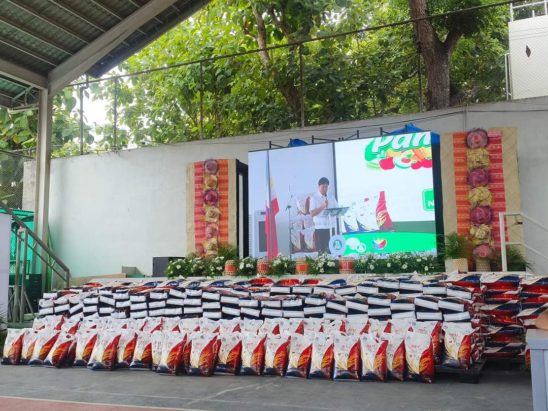 NIA-7 launches sale of P29/kilo rice