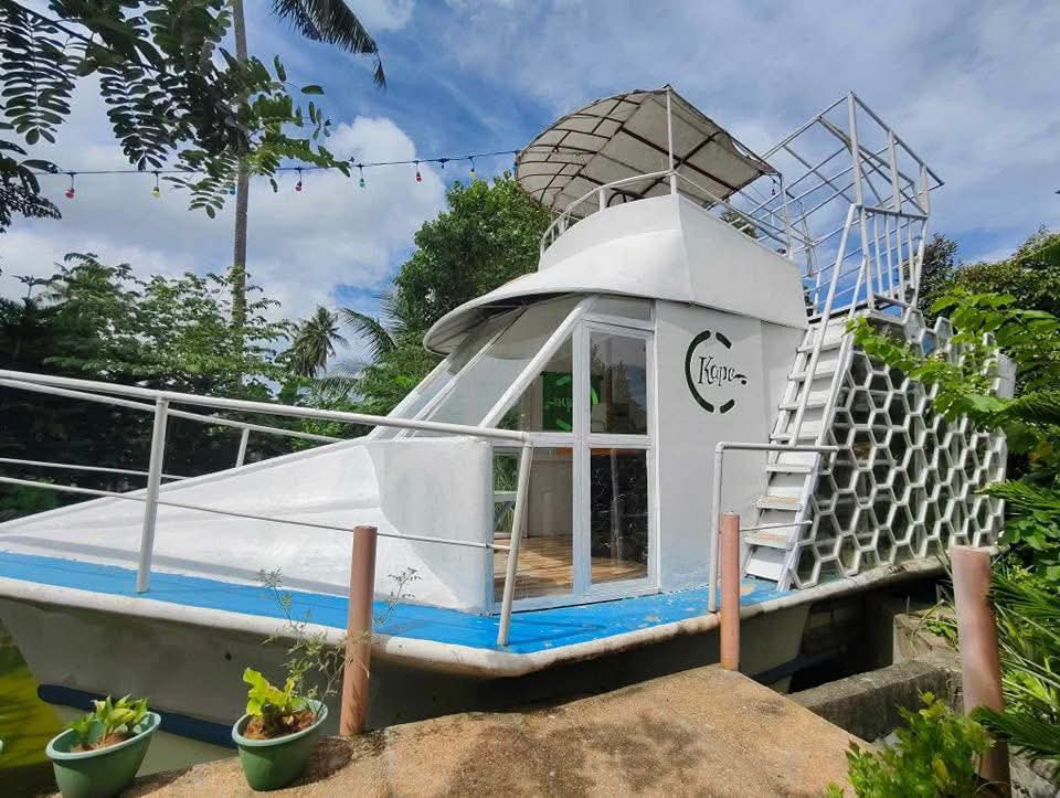 Queen of the Gazebo: teaching farmers to be agri-preneurs