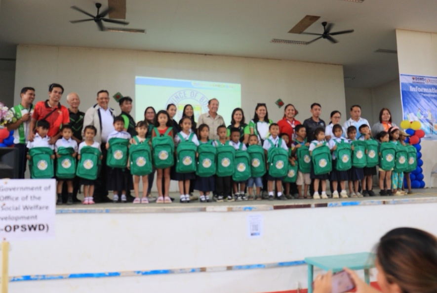 DSWD brings ‘One-Stop’ government services to families exiting 4Ps in Pilar