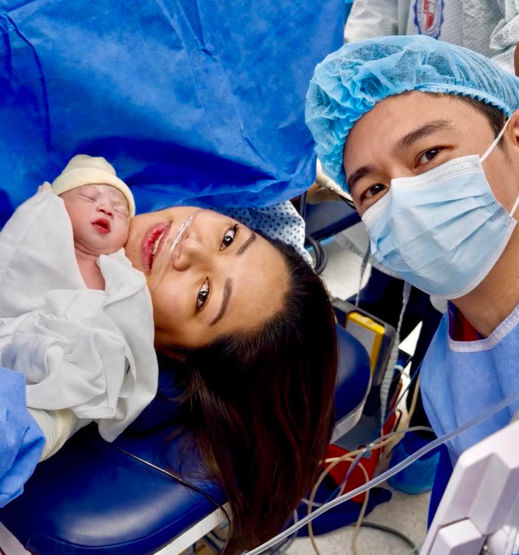 Tagbilaran City Mayor Jane Yap gives birth to baby girl