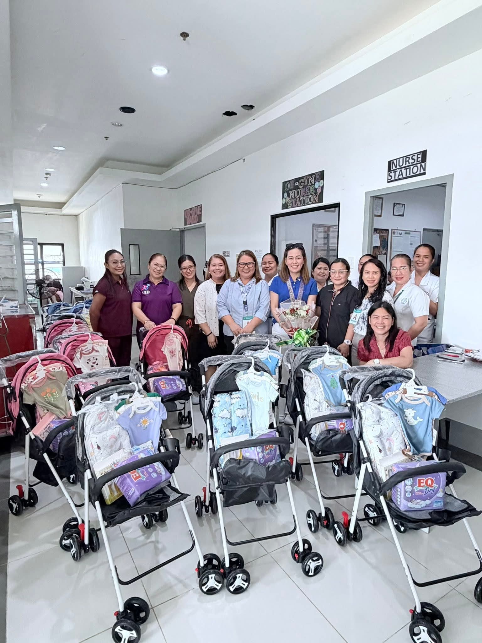 Van-van Aumentado distributes maternity kits to new mothers in Ubay Hospital
