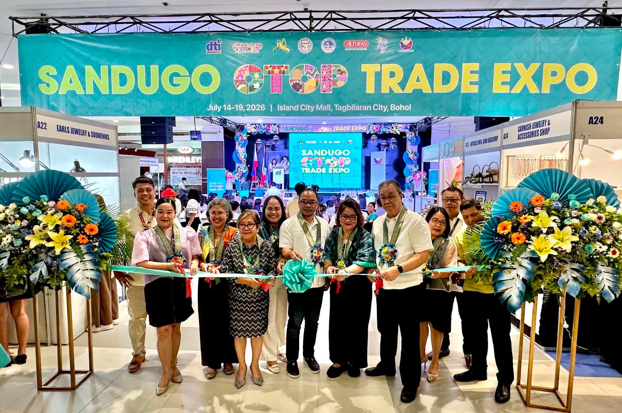 More than 160 MSMEs join Sandugo Otop Trade Expo in Bohol