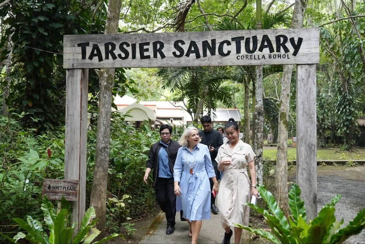 British ambassador attends inauguration of new tarsier tourist, research center in Bohol
